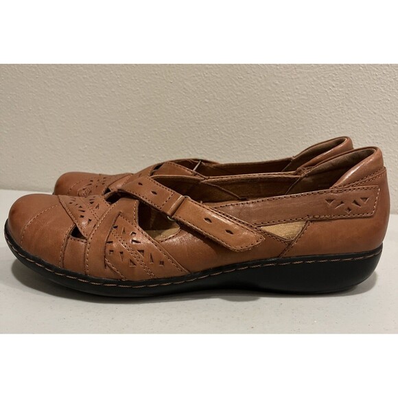 Clarks Bendables Women's Loafers Shoes Size 10 Leather Brown EUC - Picture 3 of 16